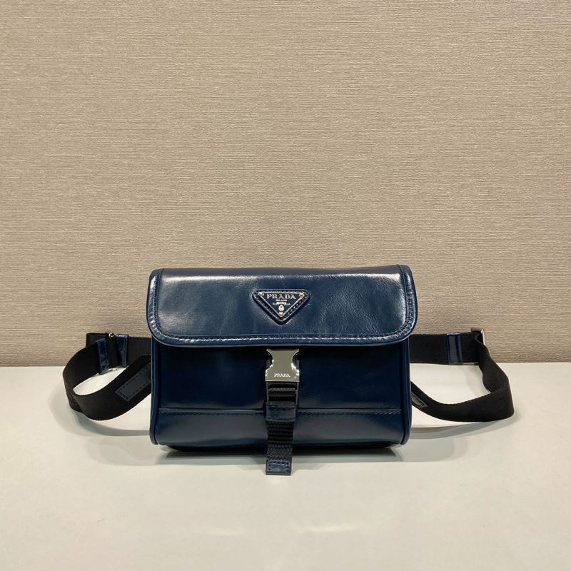 Pra*a waist chest packs